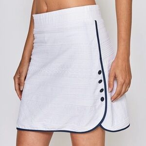 L'Etoile Sport SIDE SNAP SKORT Women's Sz M White Lace with Navy Trim